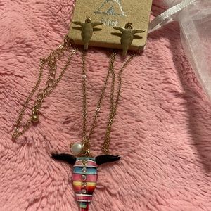 Cow skull necklace and earrings set
